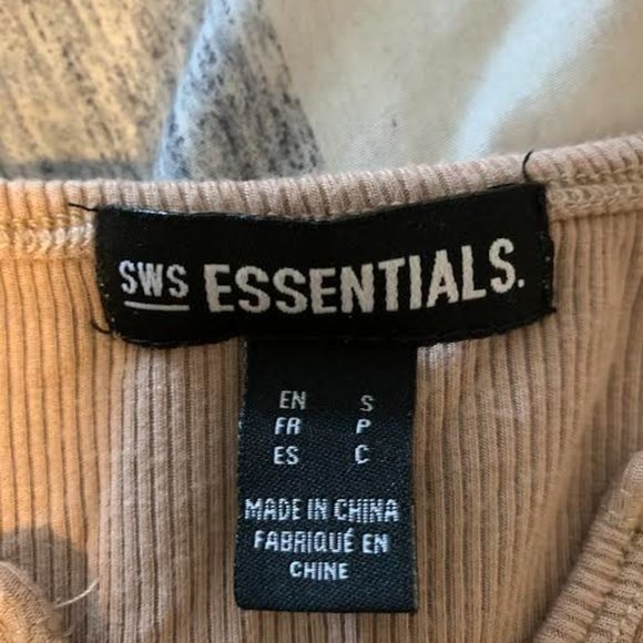 Long Sleeve Ribbed Top - Picture 2 of 2